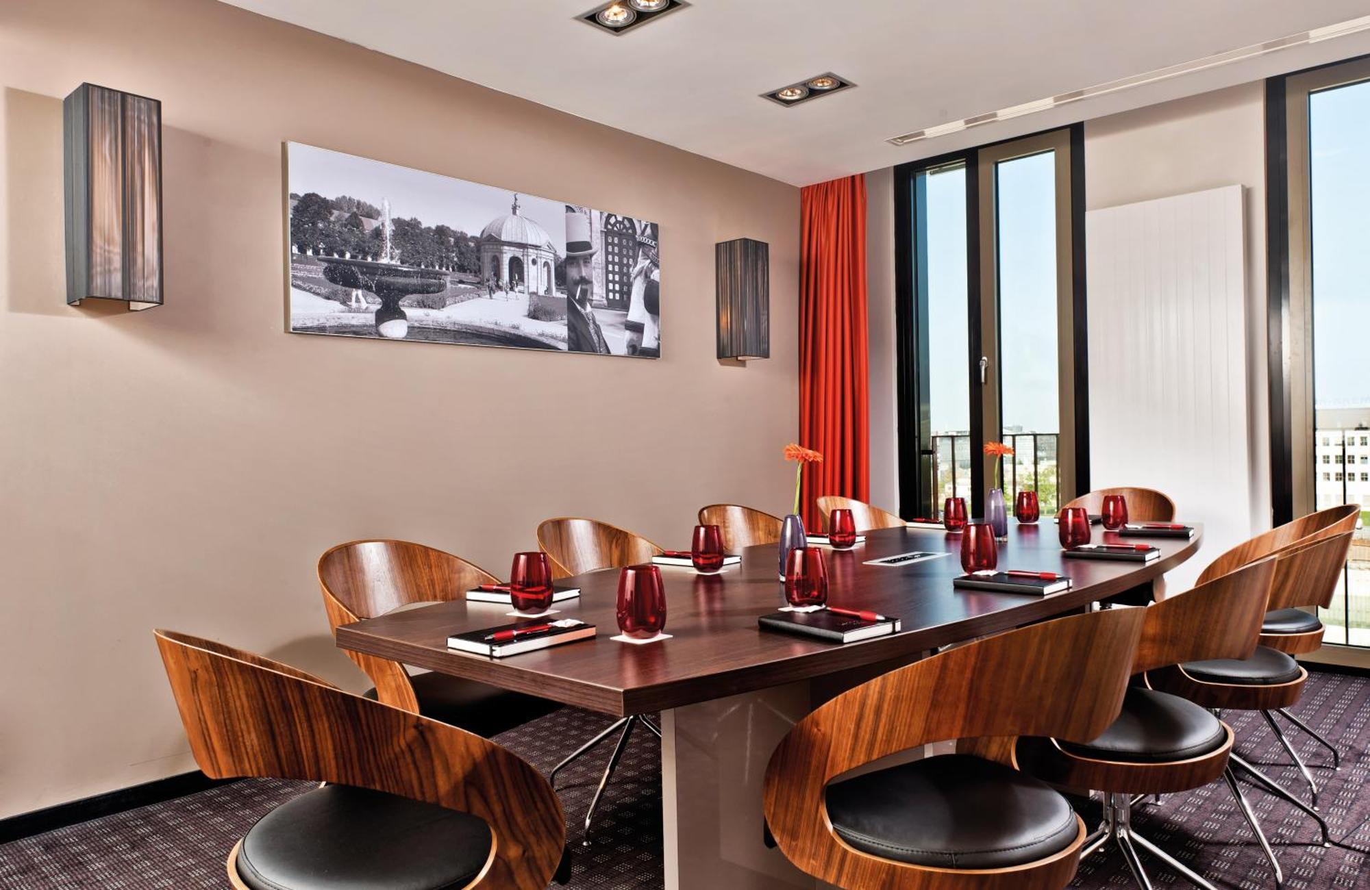 Leonardo Royal Hotel Munich Luaran gambar